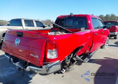 2024 Ram 1500 Big Horn 4X4 6'4 Box z USA, uszkodzony, nr VIN 1C6SRFMTXRN111541